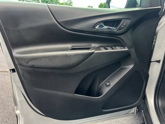 Used 2018 Chevrolet Equinox LT FWD image 14