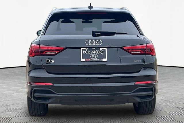 Used 2023 Audi Q3 2.0T Premium Plus w/ Premium Plus Package AWD/4WD image 4