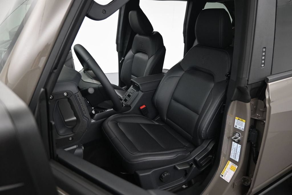 New 2026 Ford Bronco Big Bend w/ Black Diamond Package AWD/4WD image 8