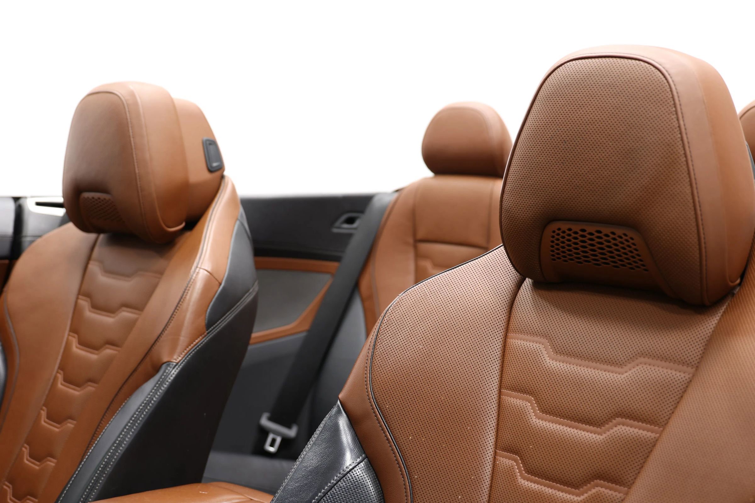 Used 2022 BMW M850i xDrive Convertible image 15