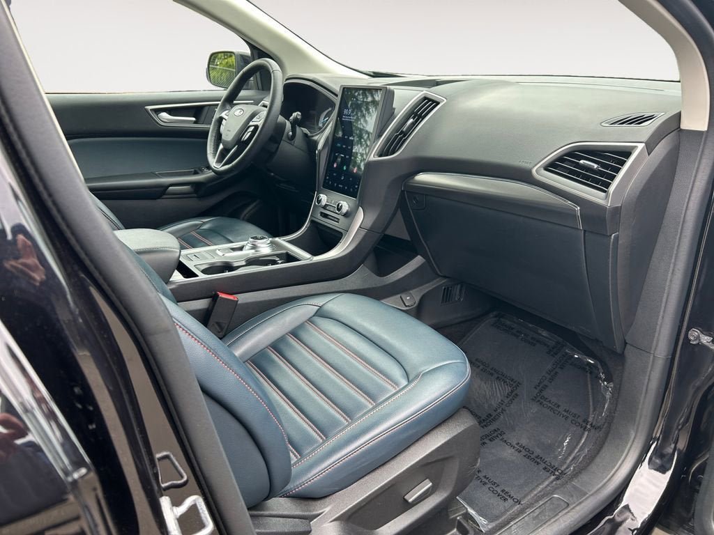 Used 2022 Ford Edge SEL w/ Sport Appearance Package AWD/4WD image 27