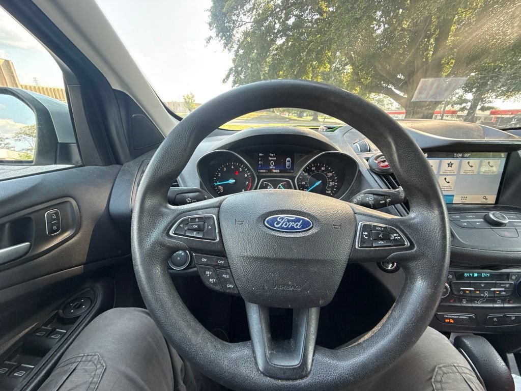 Used 2019 Ford Escape SE FWD image 23