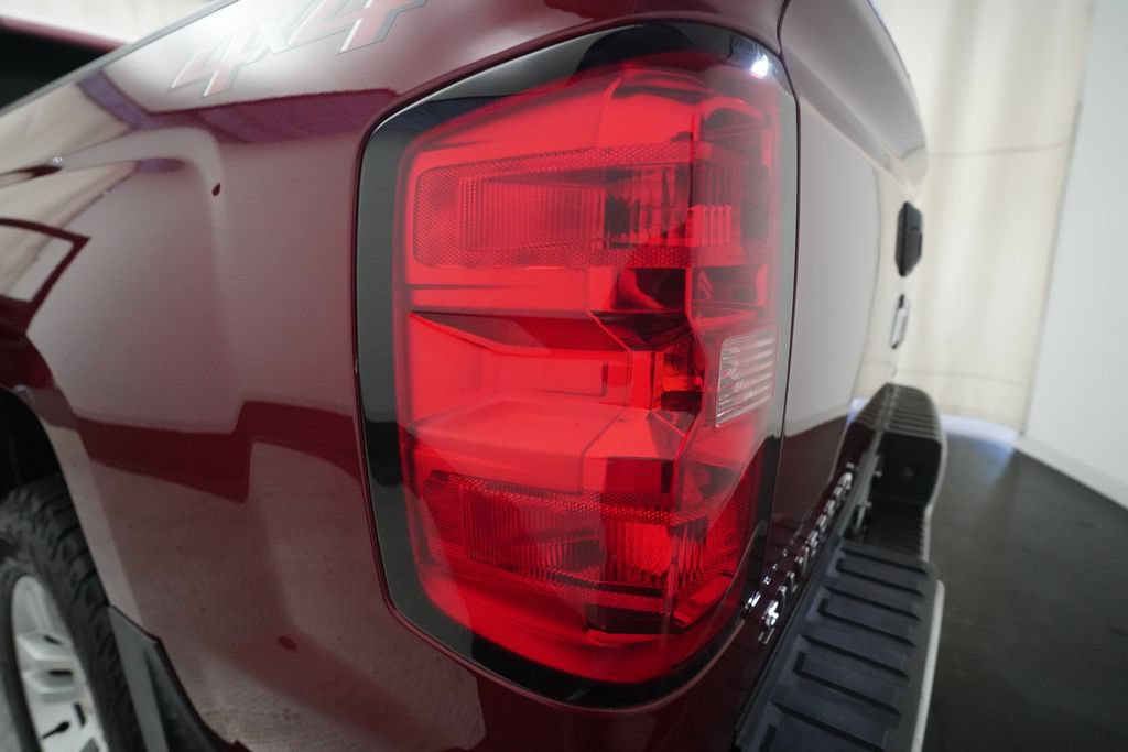 Used 2019 Chevrolet Silverado 1500 LT w/ All Star Edition AWD/4WD image 30