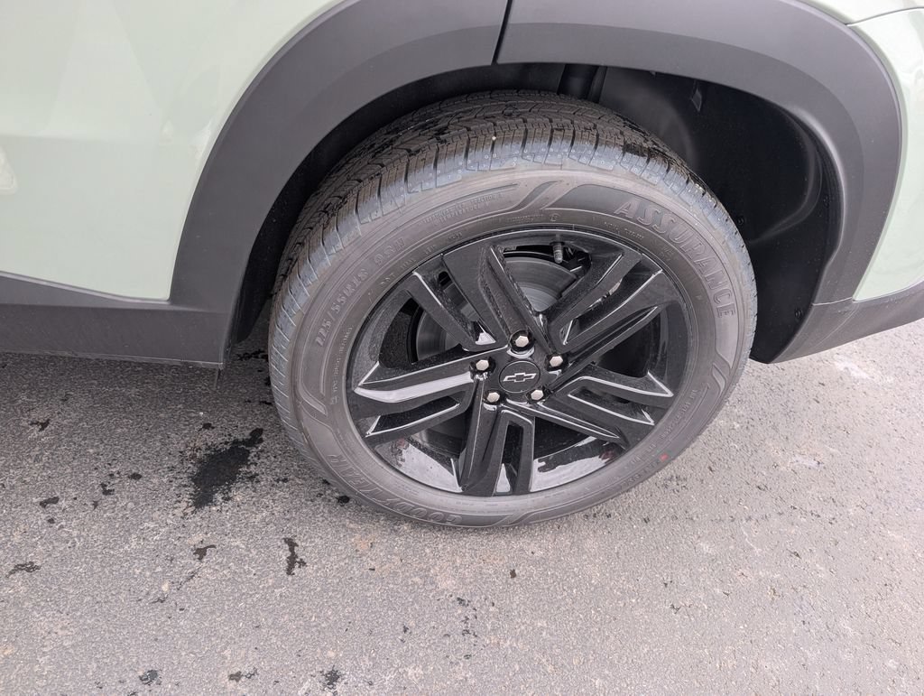 New 2026 Chevrolet Trax ACTIV w/ Driver Confidence Package FWD image 23
