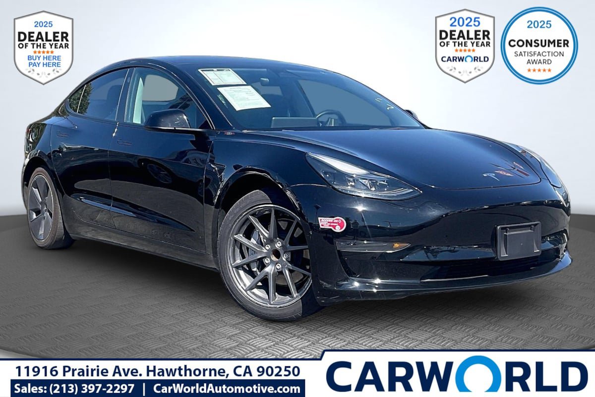 Used 2023 Tesla Model 3 Standard Range RWD image 1