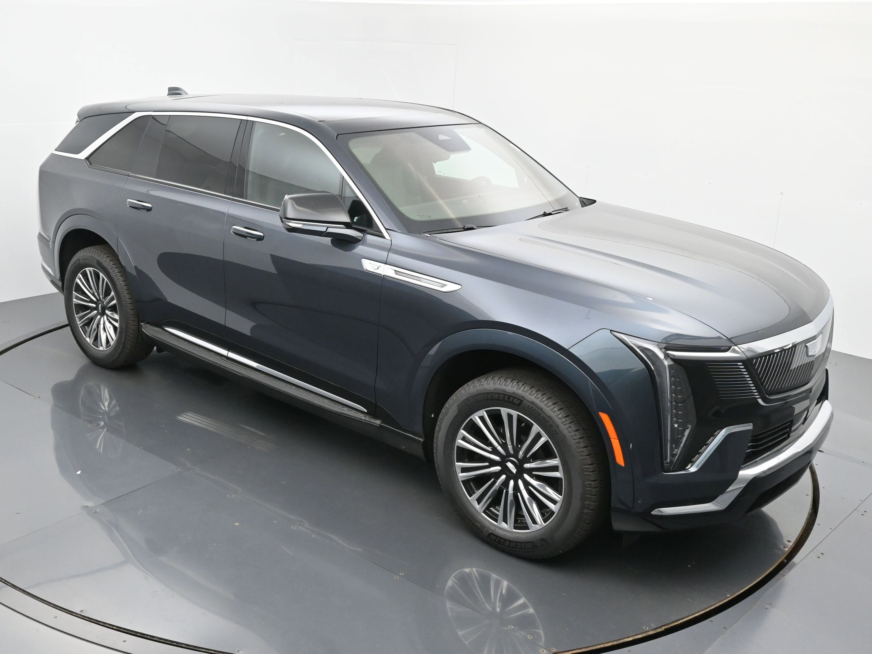 New 2026 Cadillac Escalade IQ Luxury 1 w/ LPO, Floor Liner Package image 29