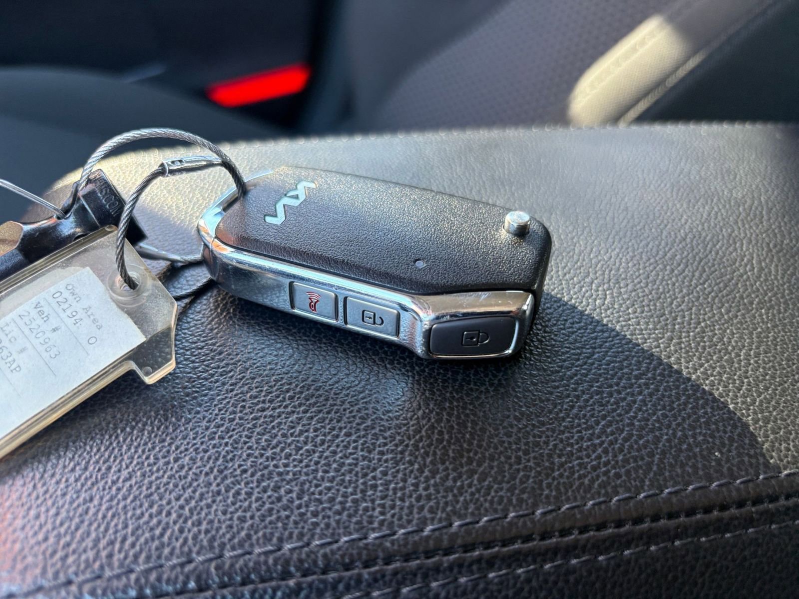 Used 2025 Kia Sportage LX image 21