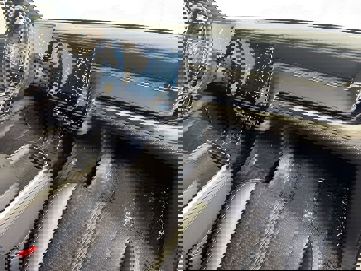 Used 2024 Rivian R1S Adventure image 34