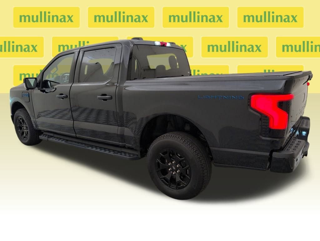 Used 2025 Ford F150 Lightning XLT image 9