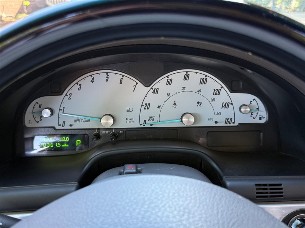 Used 2002 Ford Thunderbird RWD image 42