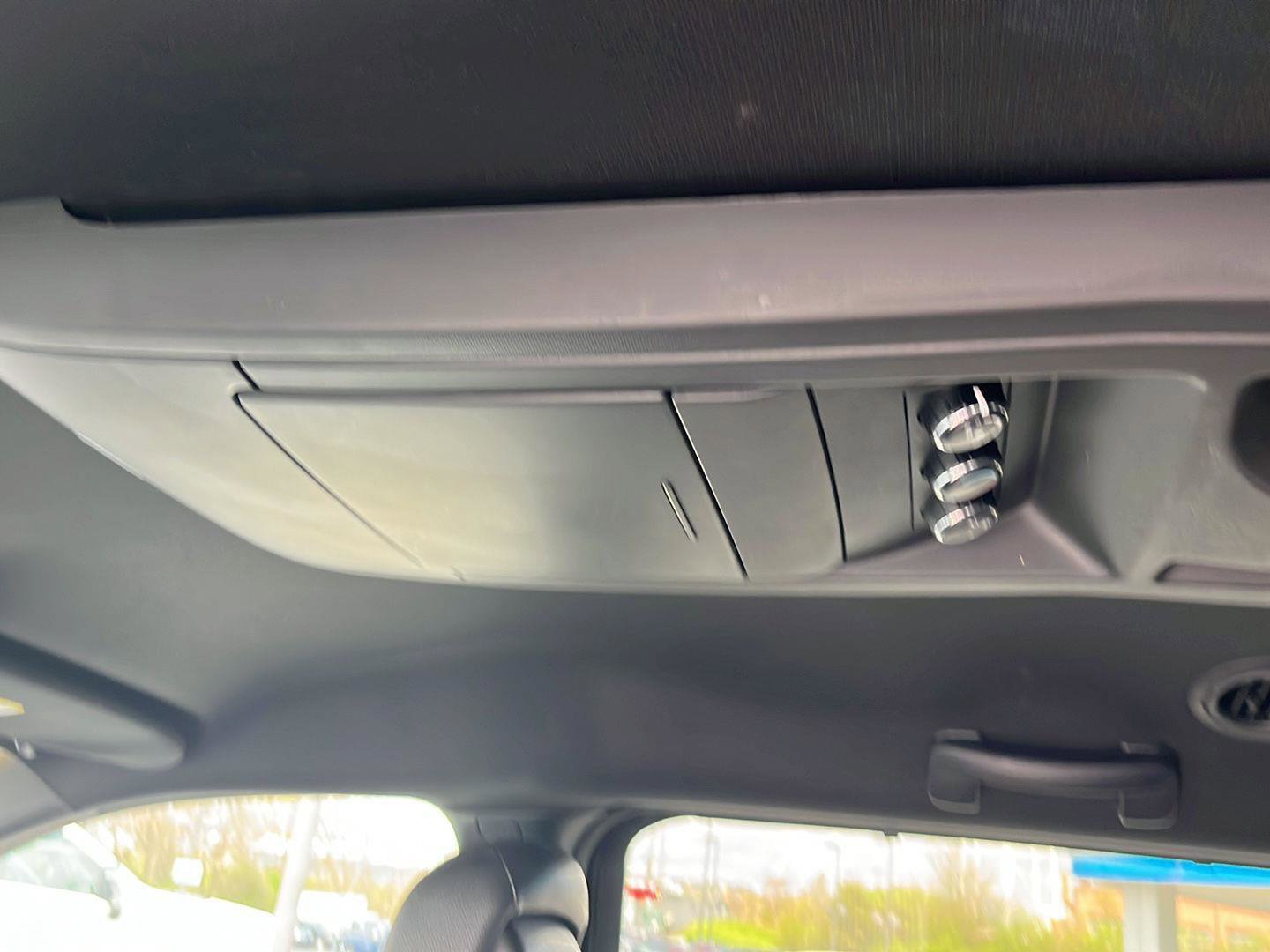 Used 2019 Dodge Grand Caravan GT image 23