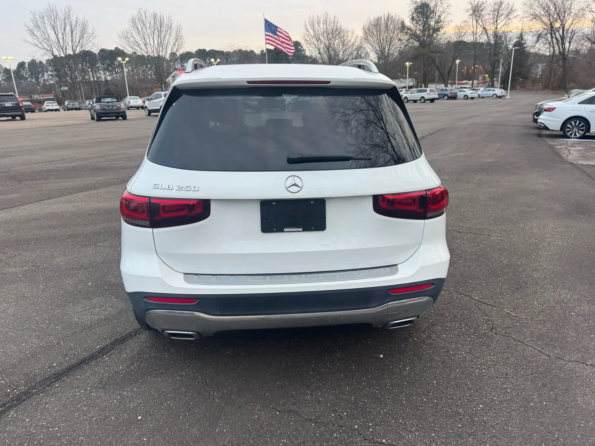 Used 2020 Mercedes-Benz GLB 250 image 6