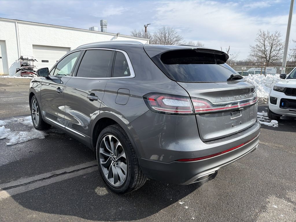Certified 2023 Lincoln Nautilus Reserve w/ Luxury Package AWD/4WD image 3