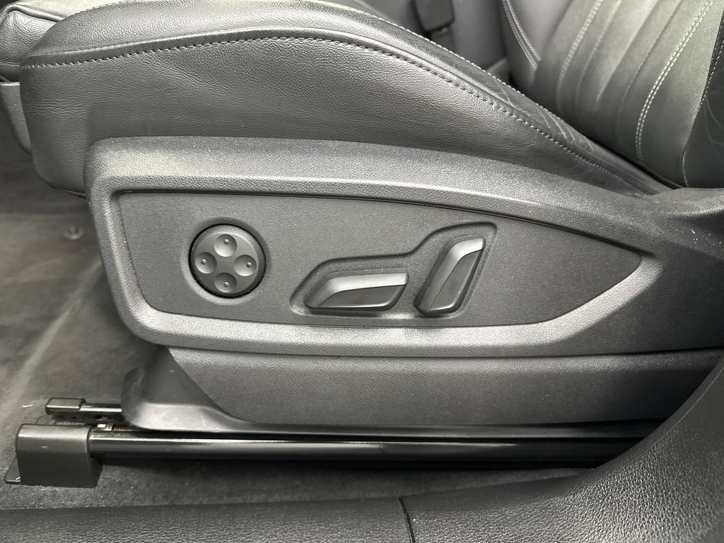 Used 2024 Audi Q5 2.0T Premium Plus AWD/4WD image 10