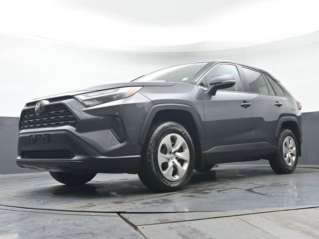 Certified 2023 Toyota RAV4 LE image 31