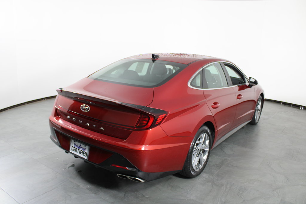 Certified 2023 Hyundai Sonata SEL w/ Cargo Package FWD image 4