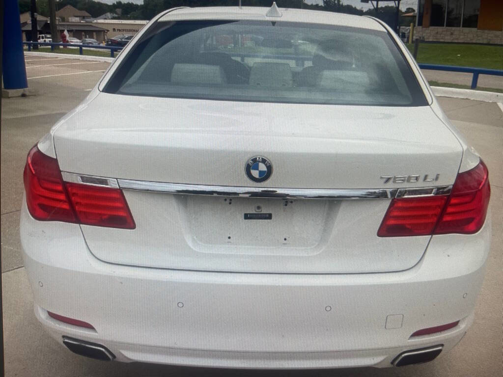 Used 2012 BMW 750Li image 3