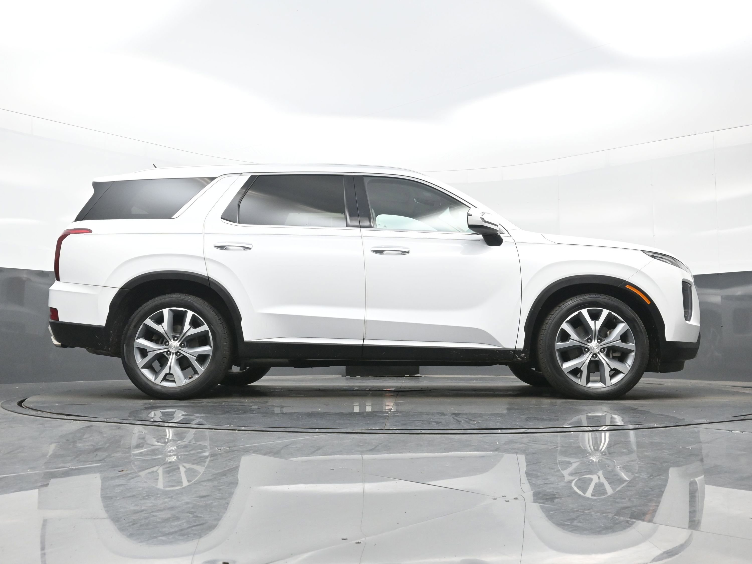 Used 2020 Hyundai Palisade SEL w/ Premium Package image 32