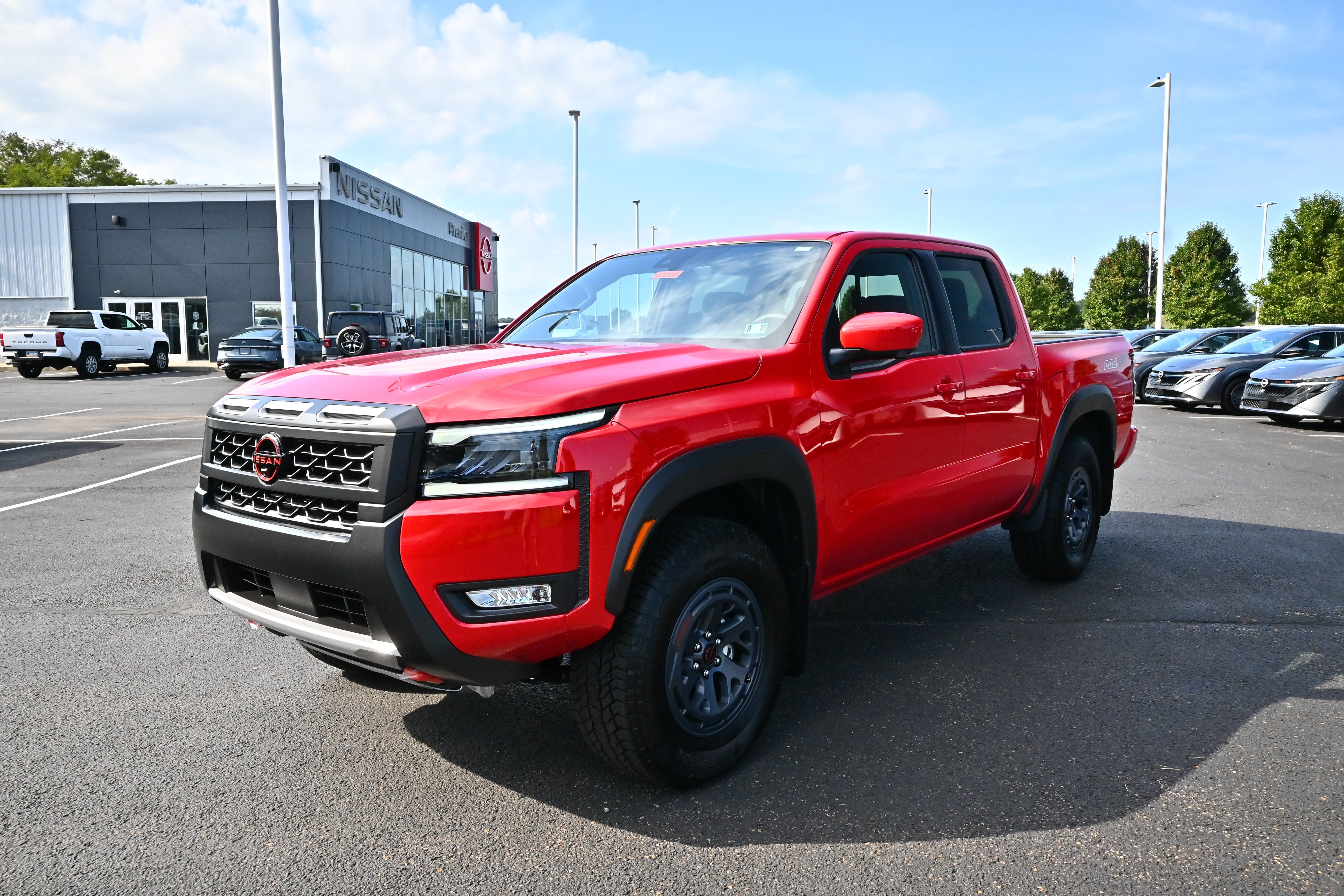 New 2026 Nissan Frontier PRO-4X w/ Pro Premium Package AWD/4WD image 4