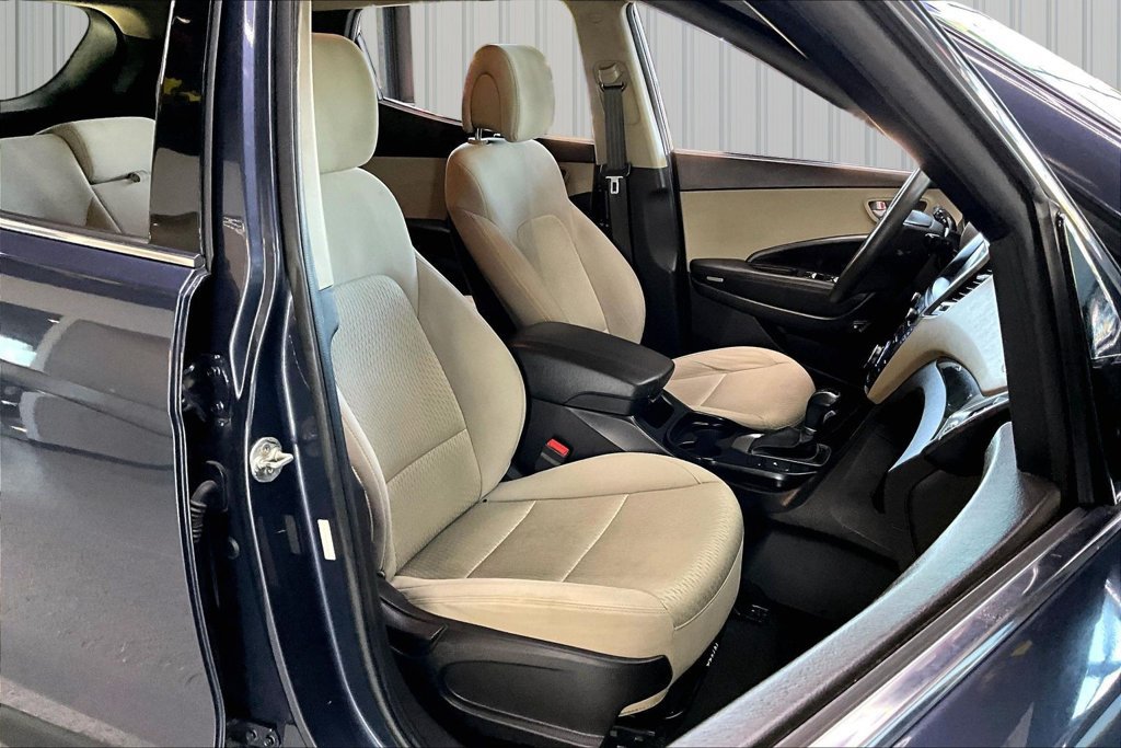 Used 2018 Hyundai Santa Fe Sport w/ 2.4L Value Package 02 FWD image 28