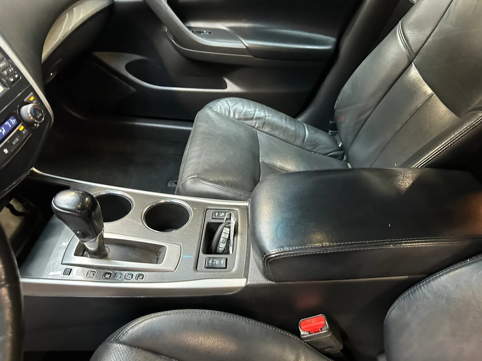Used 2015 Nissan Altima 2.5 SL w/ Technology Package FWD image 18
