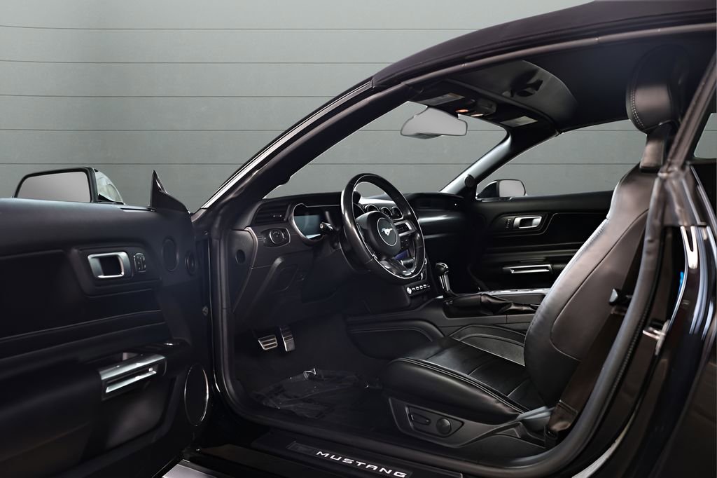 Used 2022 Ford Mustang GT Premium w/ GT Performance Package image 25