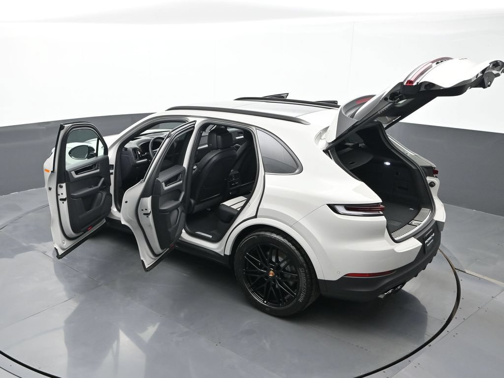 New 2026 Porsche Cayenne S AWD/4WD image 29