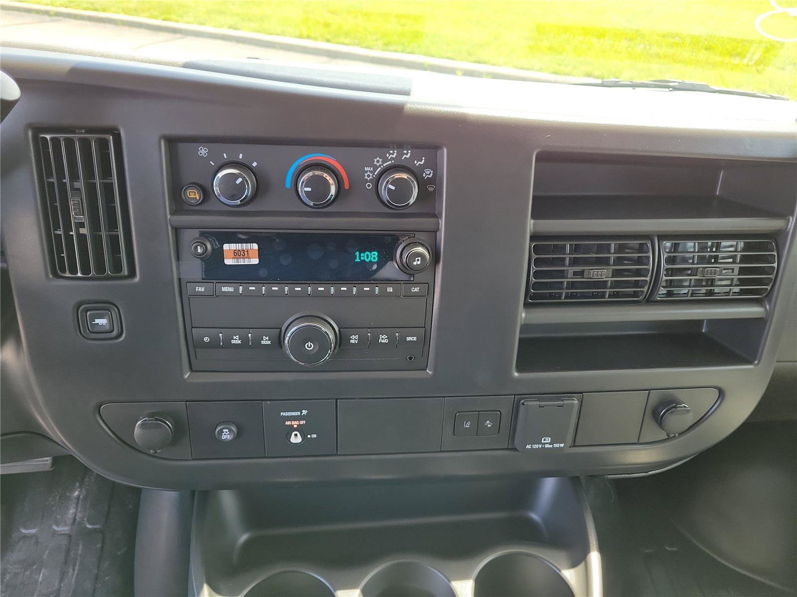 New 2026 GMC Savana 3500 Extended w/ Driver Convenience Package RWD image 23