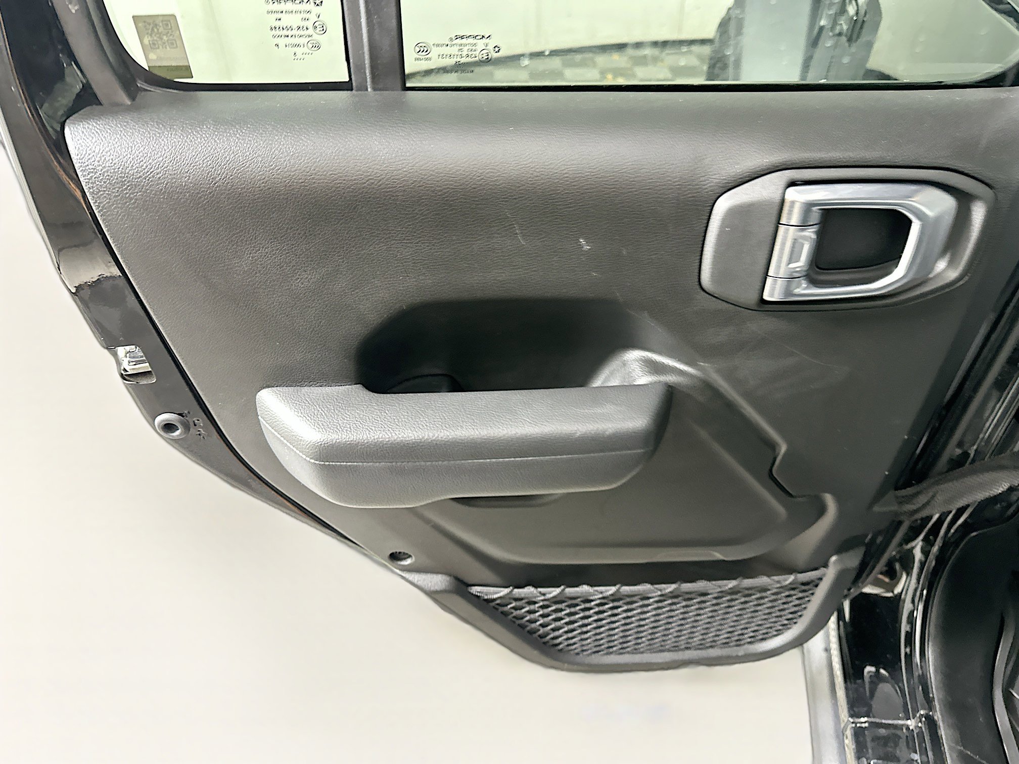 Used 2025 Jeep Wrangler Willys image 24