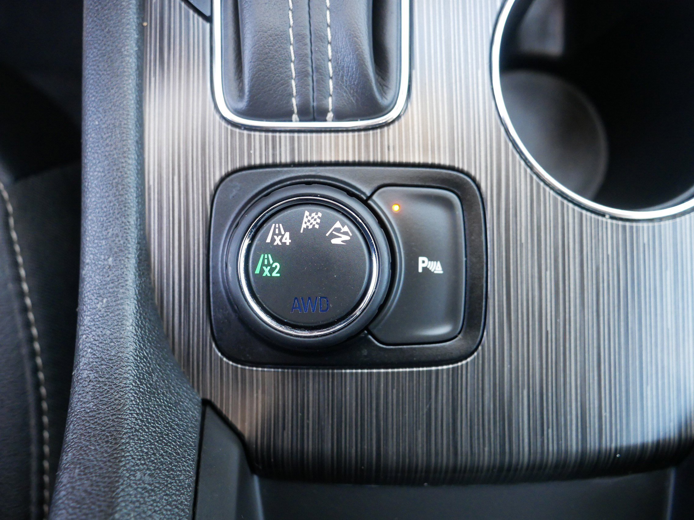 Used 2019 GMC Acadia SLT image 31