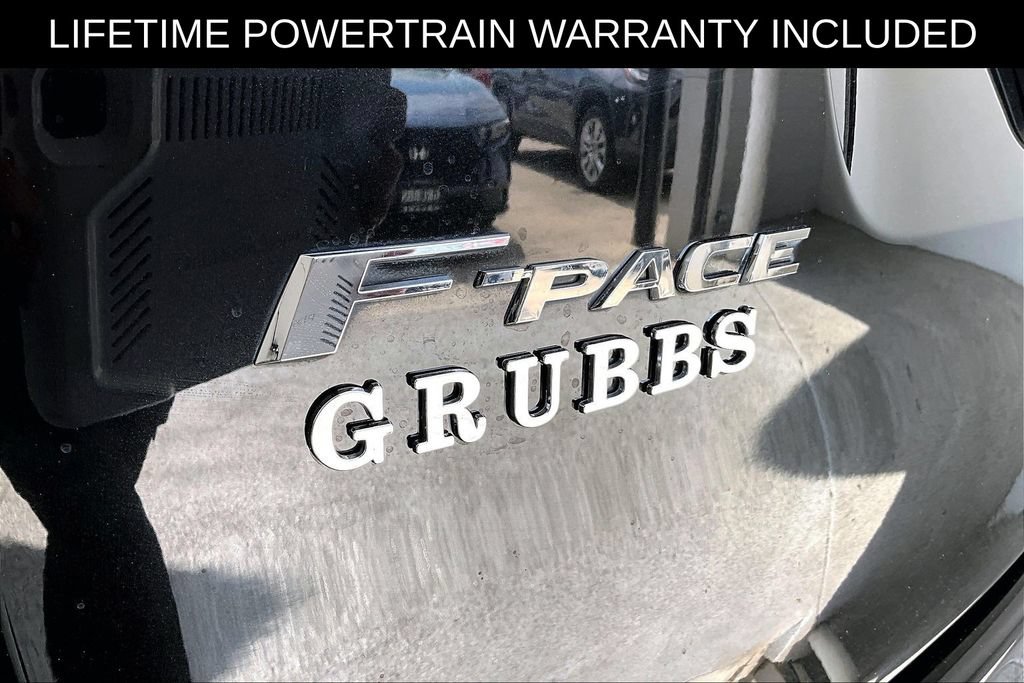 Used 2022 Jaguar F-PACE SVR AWD/4WD image 40