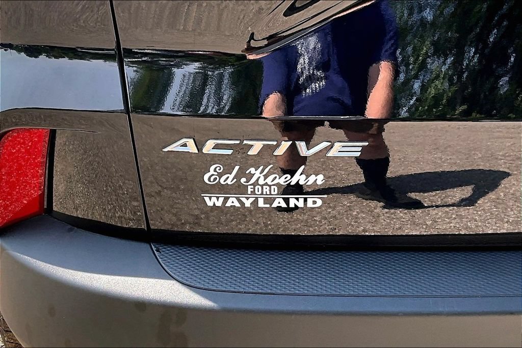 Used 2023 Ford Escape Active AWD/4WD image 8