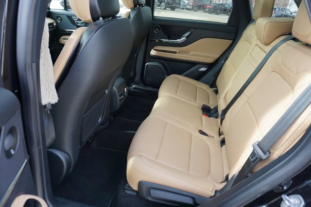 Used 2020 Lincoln Corsair Reserve w/ Equipment Group 201A image 16