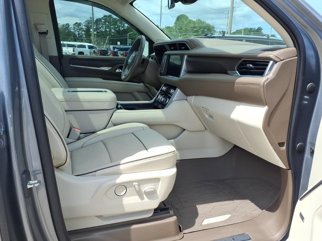 Used 2022 GMC Yukon Denali AWD/4WD image 12