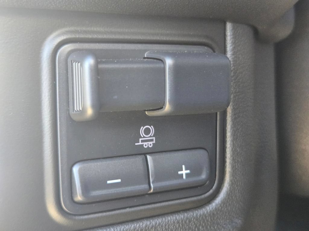 Used 2021 GMC Yukon AT4 w/ AT4 Premium Plus Package AWD/4WD image 21