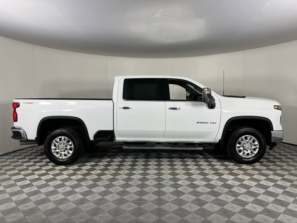 Used 2024 Chevrolet Silverado 2500 LTZ AWD/4WD image 5