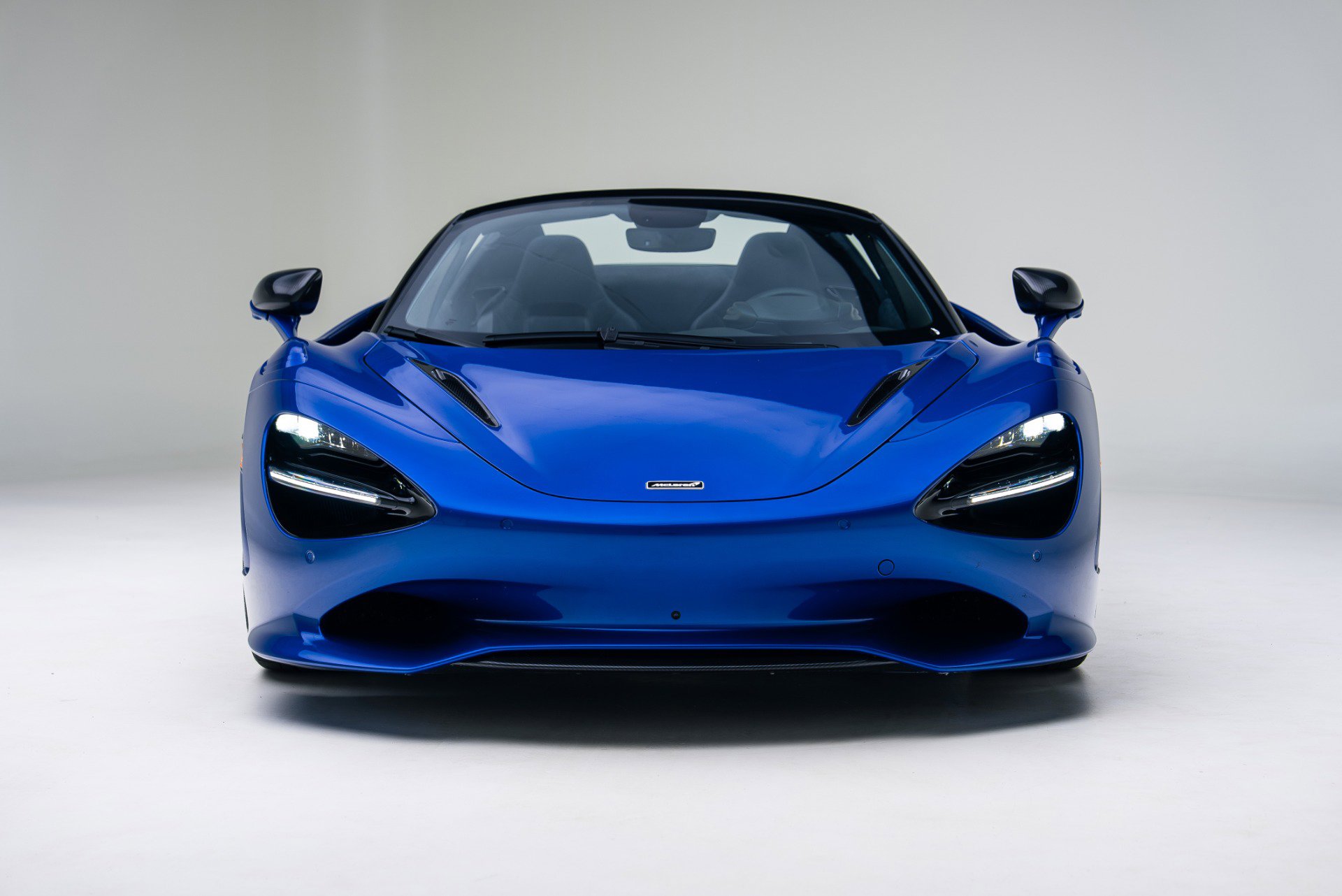 Used 2024 McLaren 750S Spider image 4