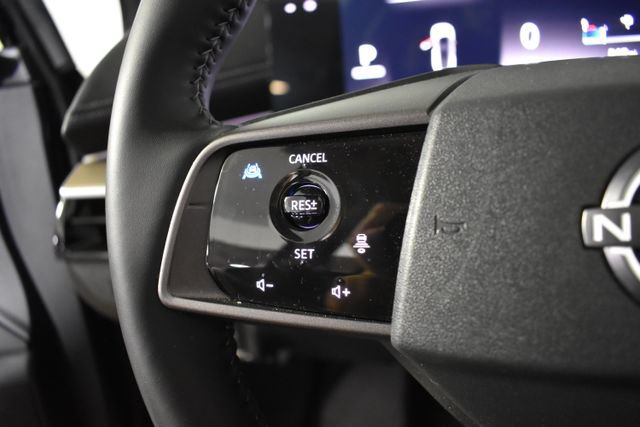 Used 2025 Nissan Murano SL AWD/4WD image 16