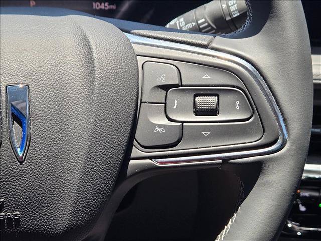 Used 2025 Buick Encore GX Avenir w/ Avenir Technology Package FWD image 15