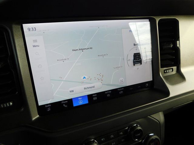 Used 2025 Ford Bronco Badlands image 33