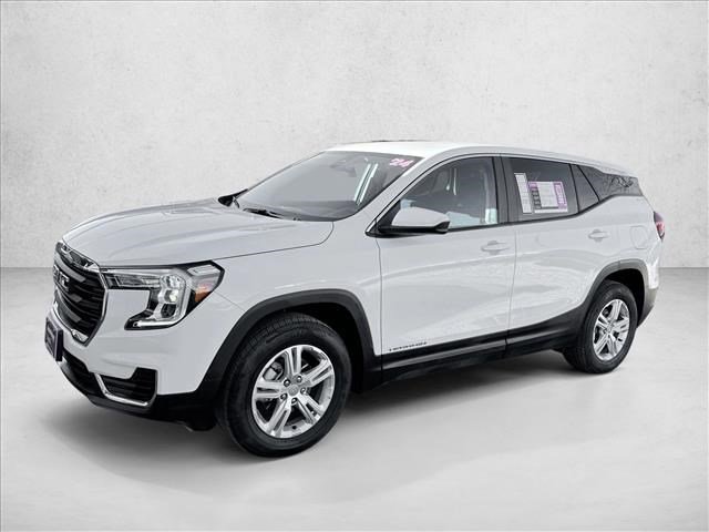 Used 2024 GMC Terrain SLE image 1