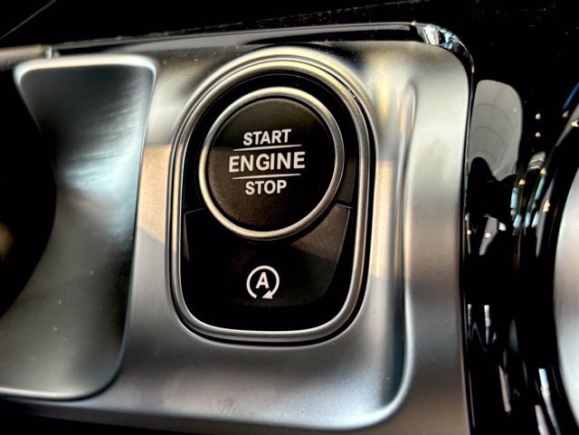 Certified 2026 Mercedes-Benz GLB 250 4MATIC image 18