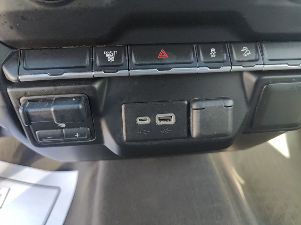 Used 2020 Chevrolet Silverado 2500 LT AWD/4WD image 22