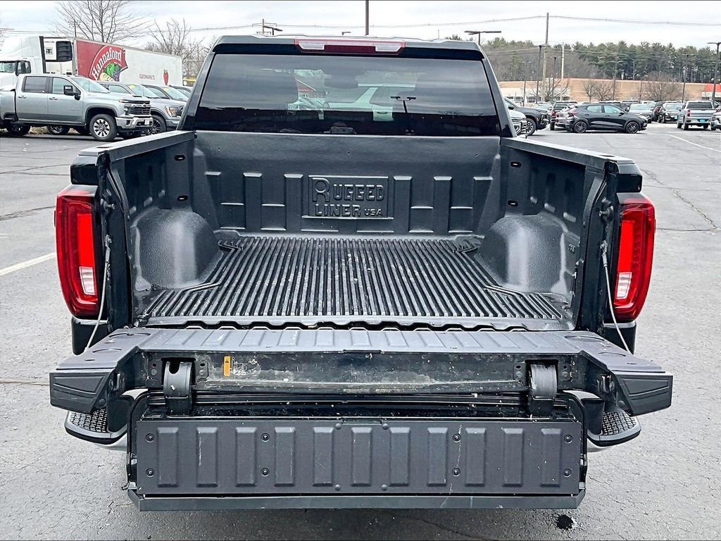 Used 2026 GMC Sierra 1500 SLT AWD/4WD image 32