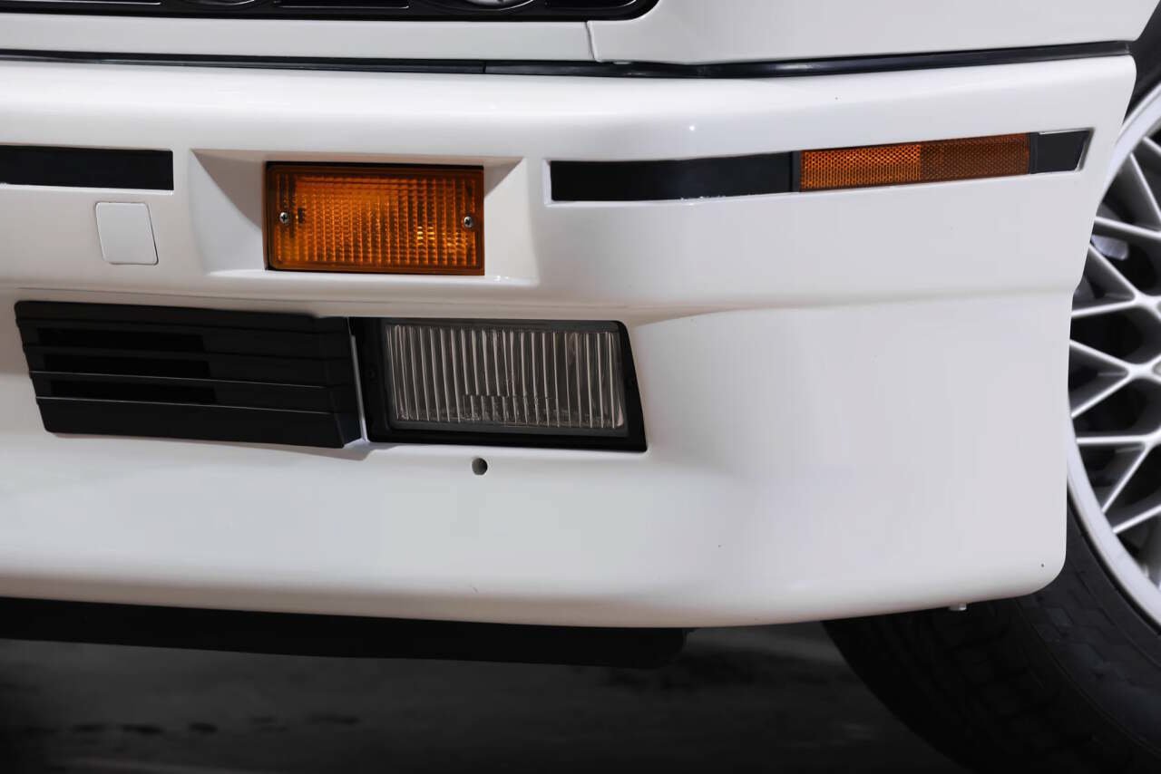 Used 1988 BMW M3 Coupe RWD image 16