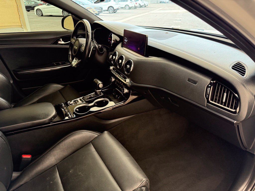 Used 2023 Kia Stinger GT-Line RWD image 13