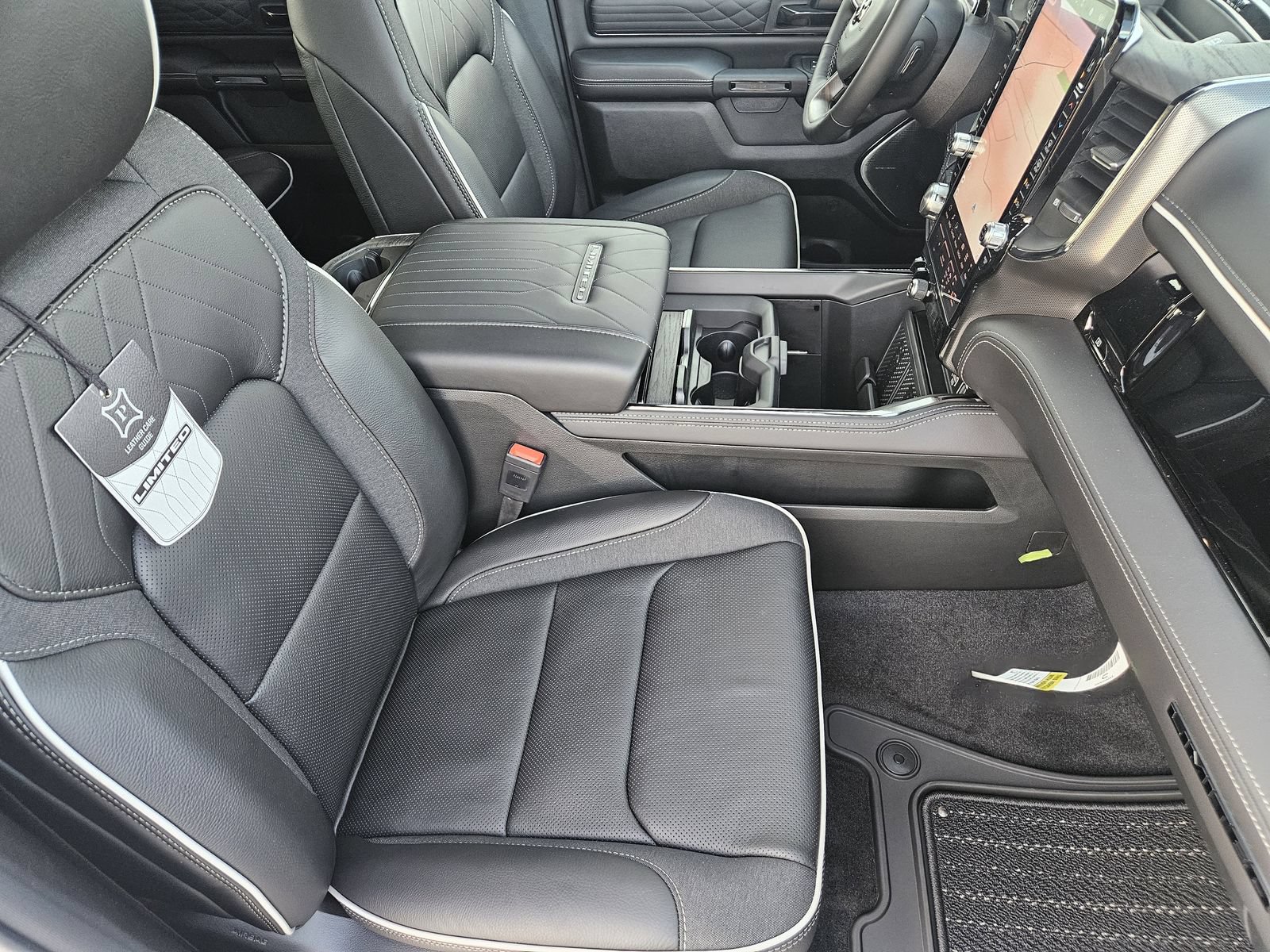 New 2026 RAM 1500 Limited AWD/4WD image 17