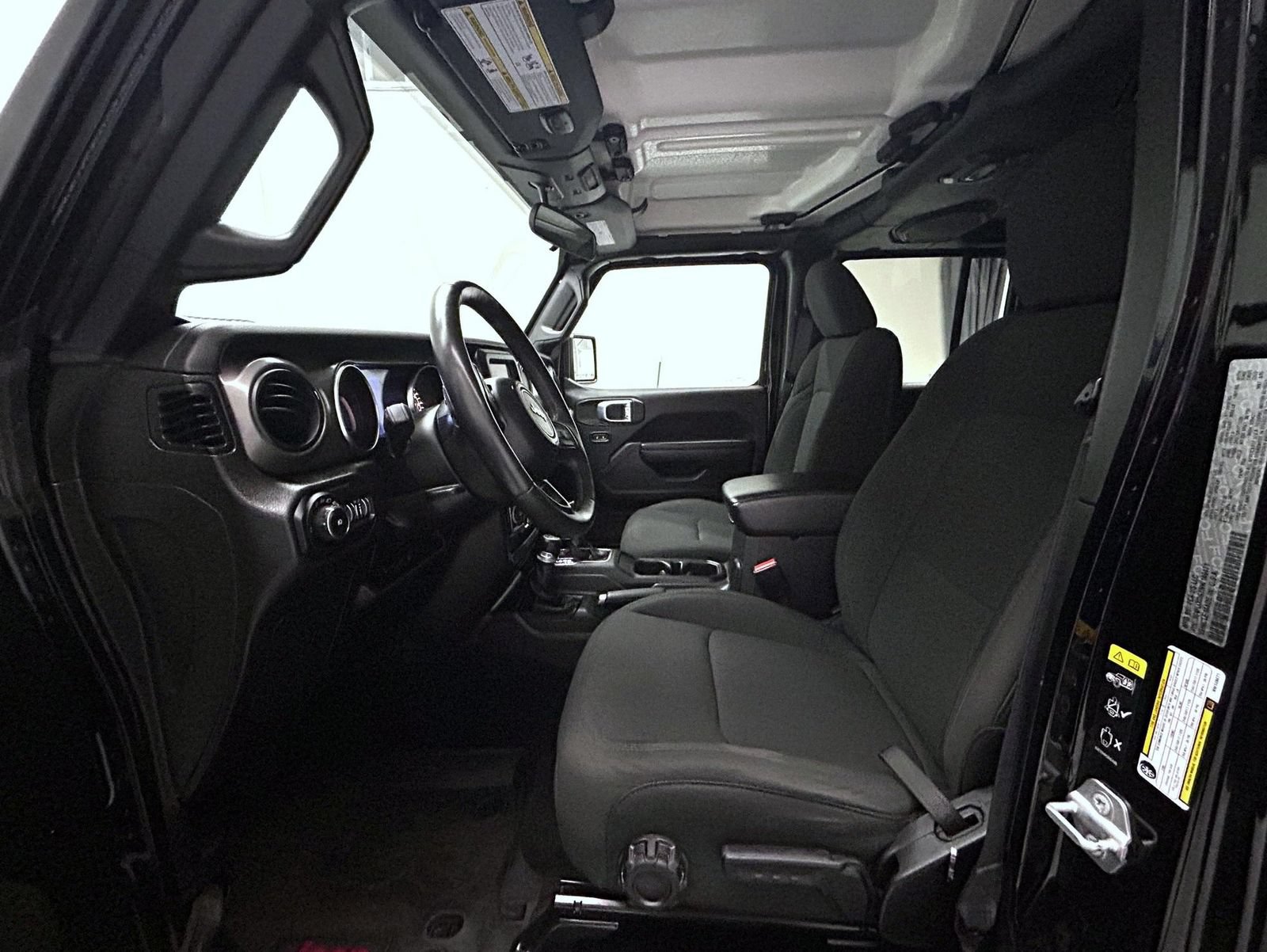 Used 2022 Jeep Wrangler Unlimited Sport AWD/4WD image 10