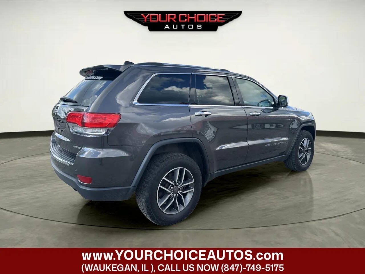 Used 2019 Jeep Grand Cherokee Limited AWD/4WD image 5