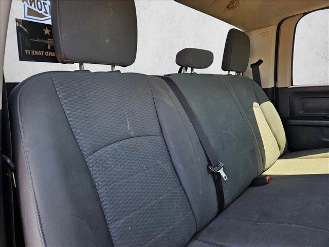 Used 2014 RAM 2500 Tradesman w/ Chrome Appearance Group AWD/4WD image 11